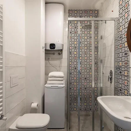 Bellevue Borghi קומו